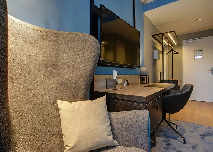 Hotel Boutique 125 Airport By Ina