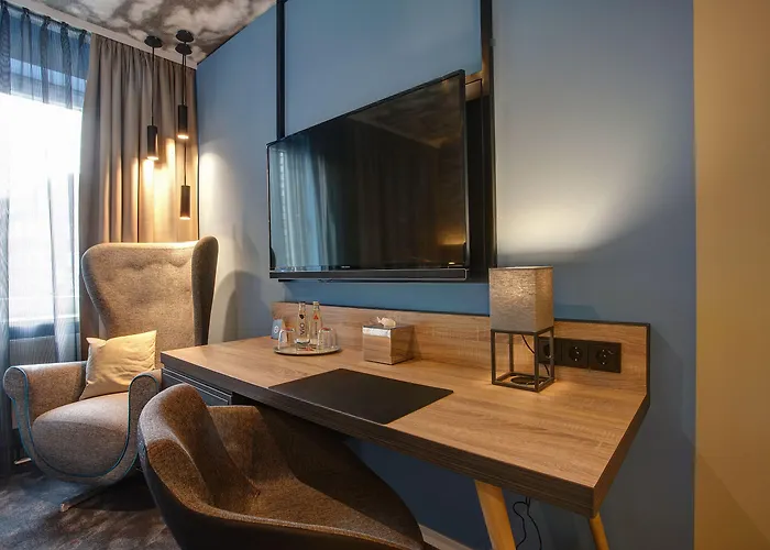 Hotel Boutique 125 Airport By Ina 4*