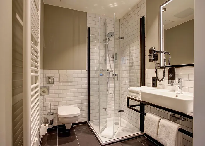 Boutique 125 Airport By Ina 4*